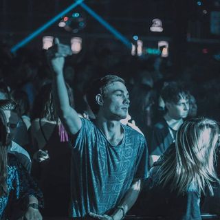 Profil de Hadrien